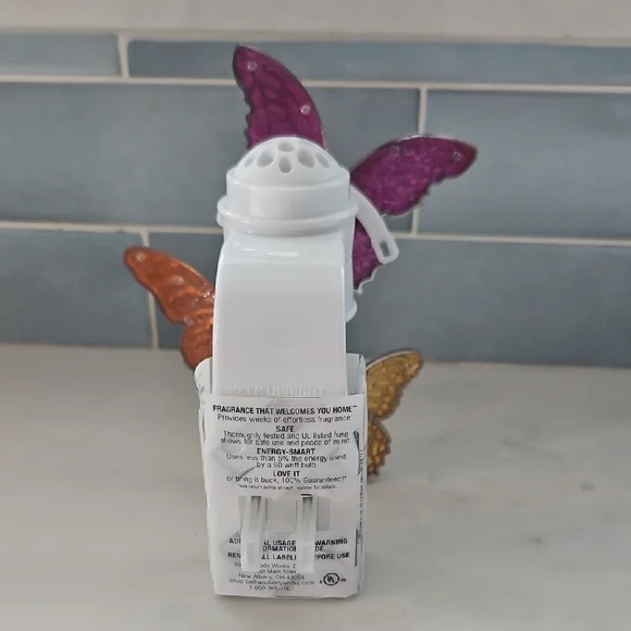 Bath & Body Works Gold and Orange Butterfly Wallflower. Brand New *RARE* - Picture 3 of 7